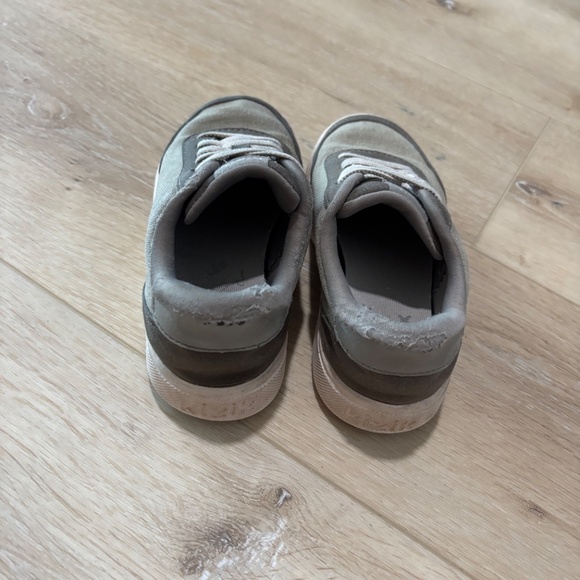 kizik gray 13c - Picture 2 of 4